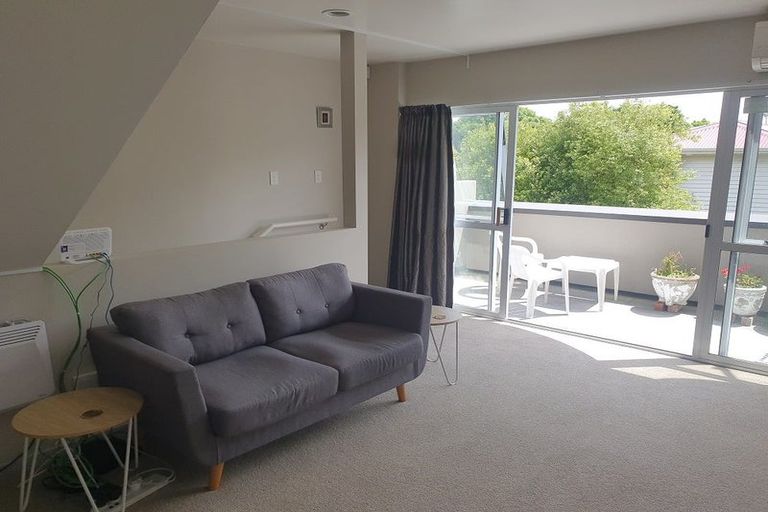 Photo of property in 2/102 Wainui Street, Riccarton, Christchurch, 8041