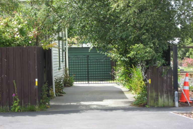 Photo of property in 47 Fairfield Avenue, Addington, Christchurch, 8024