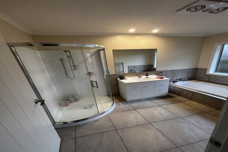 Photo of property in 48c Hamilton Road, Cambridge, 3434
