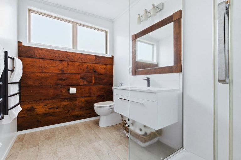 Photo of property in 35 Oruatua Avenue, Tauranga Taupo, Turangi, 3382