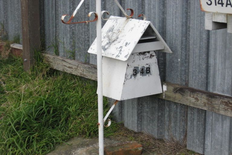 Photo of property in 314a Wellington Road, Wainuiomata, Lower Hutt, 5014