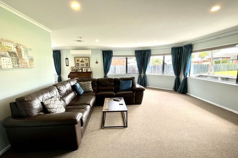 Photo of property in 30 Kestrel Avenue, Welcome Bay, Tauranga, 3112