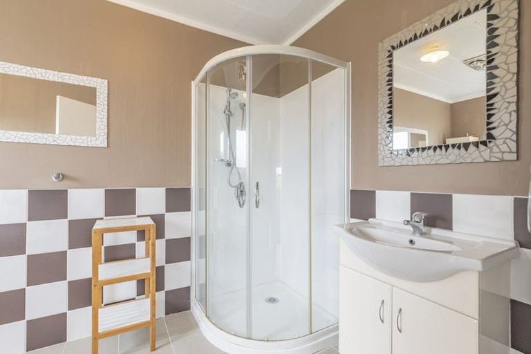 Photo of property in 44 Jellicoe Avenue, Tuakau, 2121