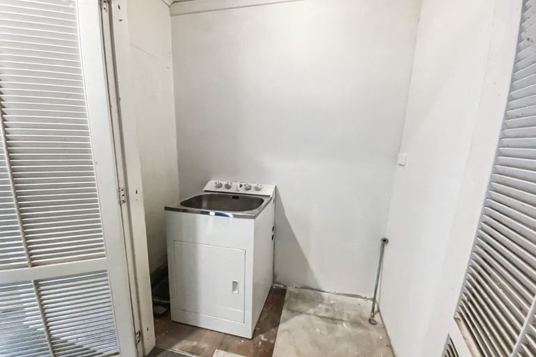 Photo of property in 73 Birmingham Street, Takaro, Palmerston North, 4412