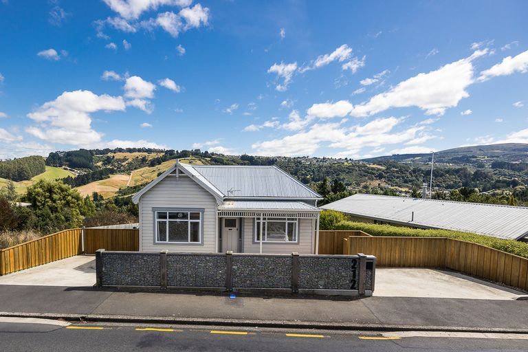 Photo of property in 212 Kenmure Road, Kenmure, Dunedin, 9011