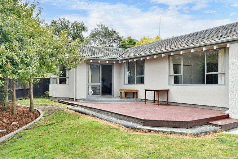 Photo of property in 20 Strachan Place, Rangiora, 7400