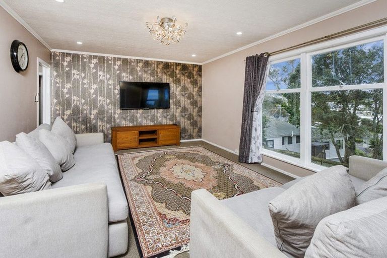 Photo of property in 20 Weldene Avenue, Glenfield, Auckland, 0629