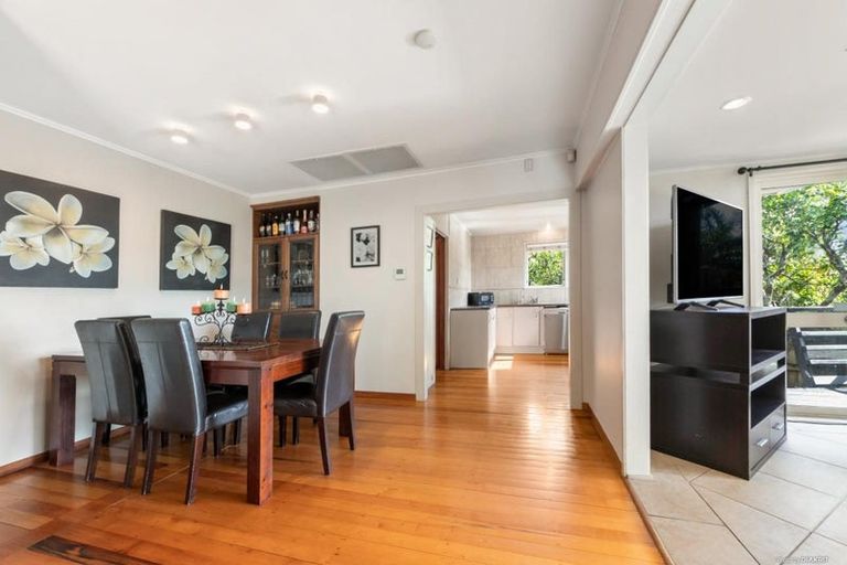 Photo of property in 4191 Great North Road, Glen Eden, Auckland, 0602