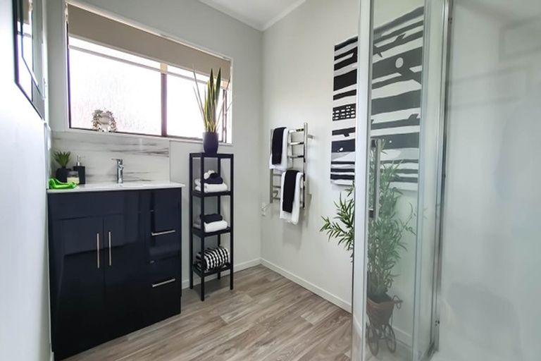 Photo of property in 1/87 Cook Street, Howick, Auckland, 2014