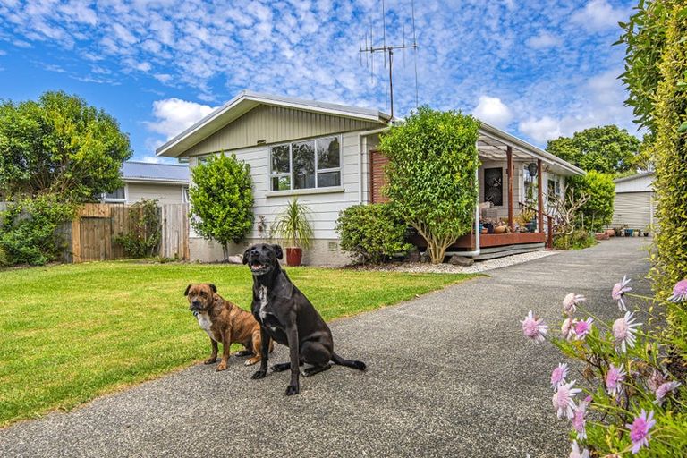 Photo of property in 16 Beazley Crescent, Tikipunga, Whangarei, 0112