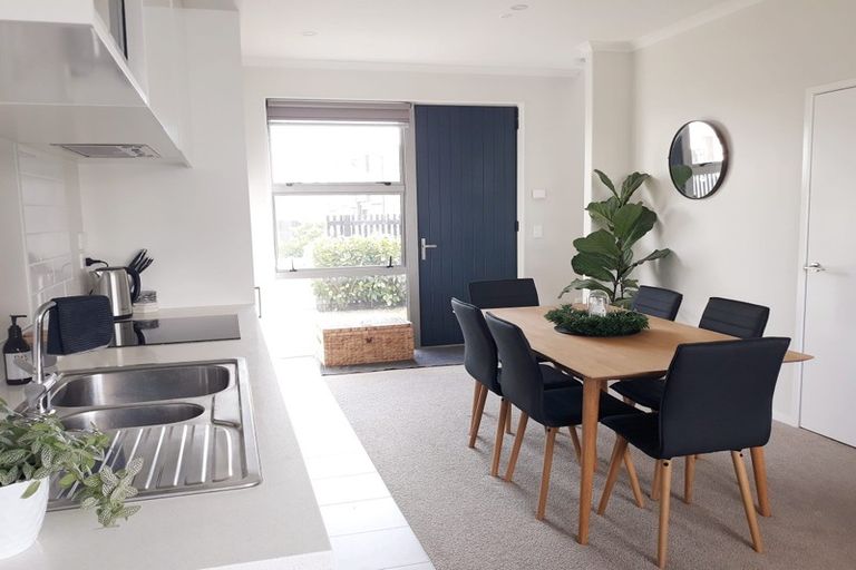 Photo of property in 25 Rangihina Road, Hobsonville, Auckland, 0616