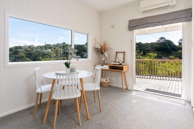 Photo of property in 84 Cluny Road, Plimmerton, Porirua, 5026
