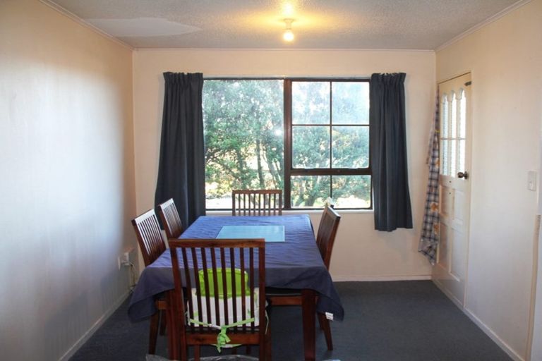 Photo of property in 23 Dominica Crescent, Grenada Village, Wellington, 6037