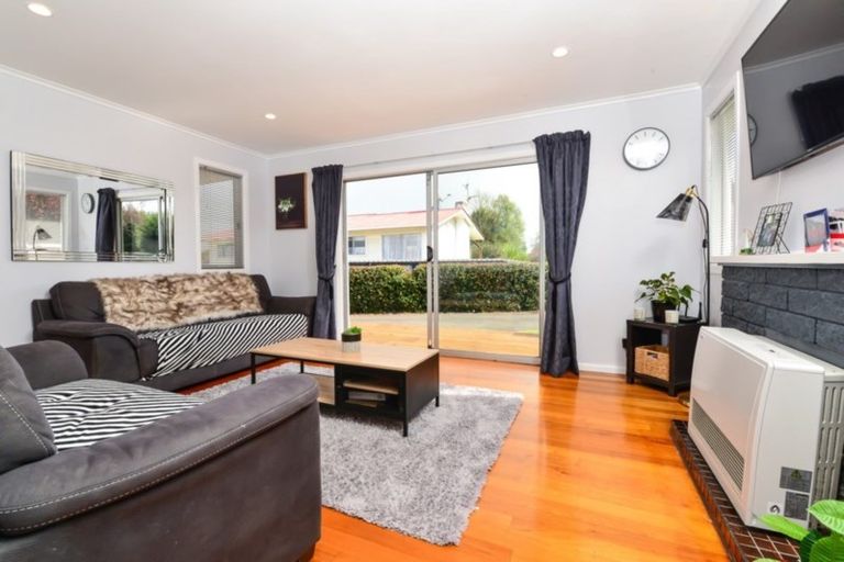 Photo of property in 13 Rosalind Street, Deanwell, Hamilton, 3206