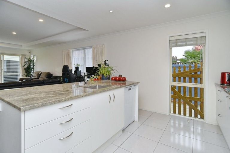 Photo of property in 200 Keyes Road, New Brighton, Christchurch, 8083