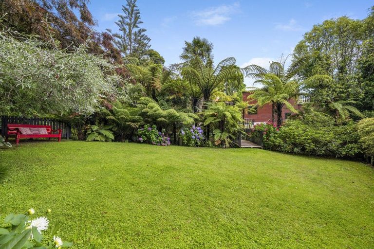 Photo of property in 5 Milton Terrace, Picton, 7220