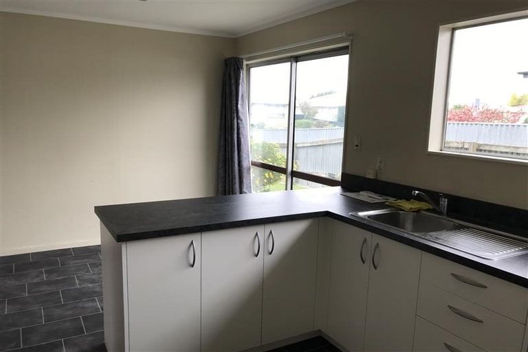 Photo of property in 1/31 Birkenhead Crescent, Flaxmere, Hastings, 4120