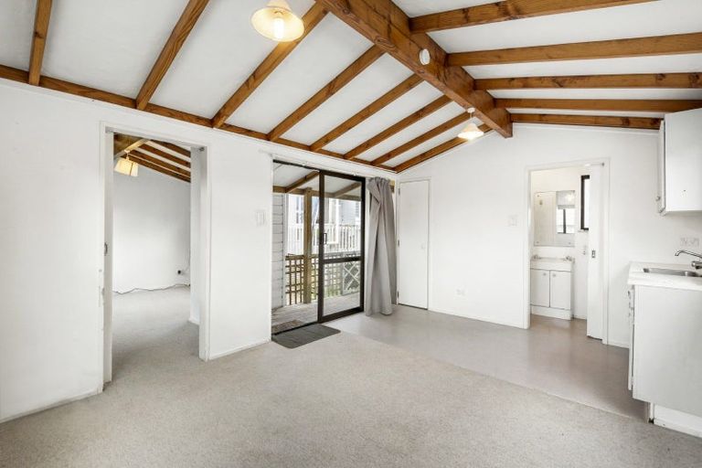 Photo of property in 16 Achilles Crescent, Narrow Neck, Auckland, 0624