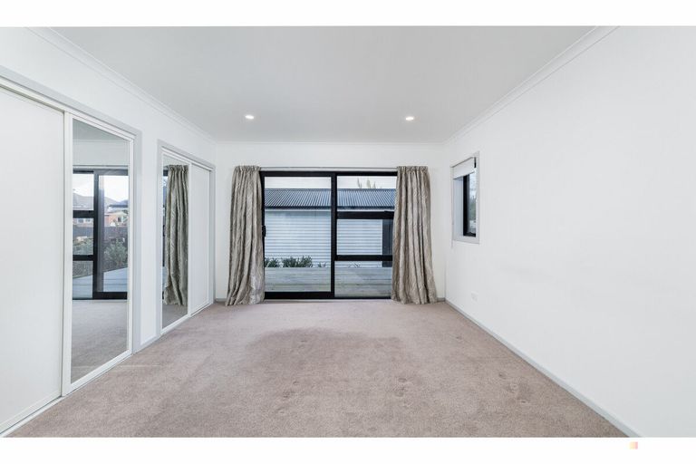 Photo of property in 11 Exeter Street, Waimate, 7924