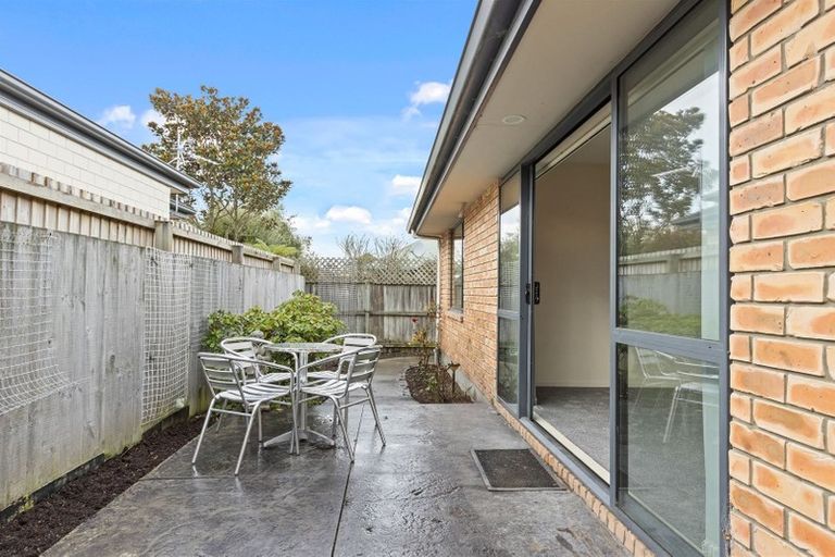 Photo of property in 5/42 Sawyers Arms Road, Northcote, Christchurch, 8052