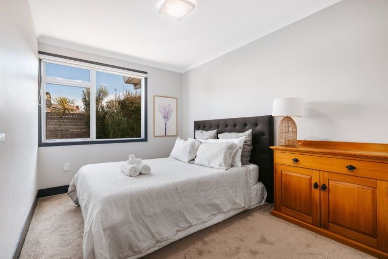 Photo of property in 2/203 Oceanbeach Road, Mount Maunganui, 3116