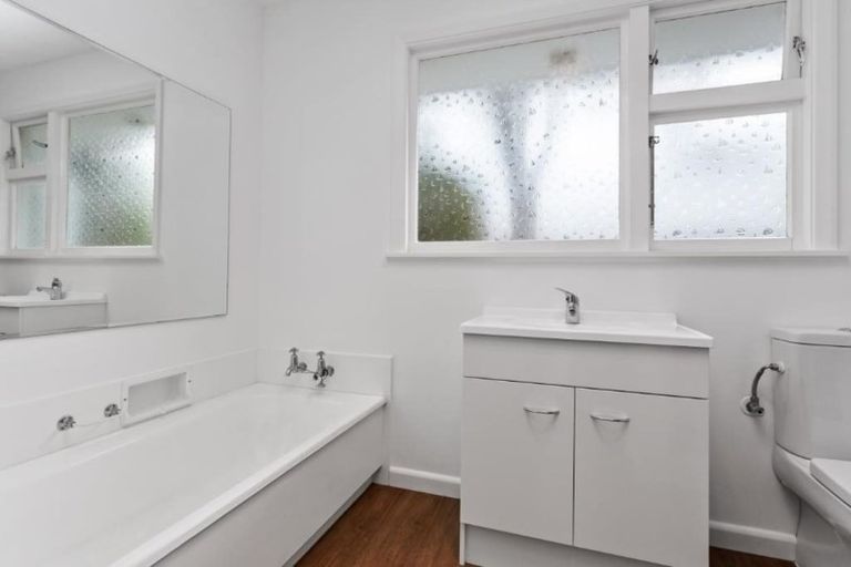 Photo of property in 2/25 Plynlimon Road, Fendalton, Christchurch, 8052