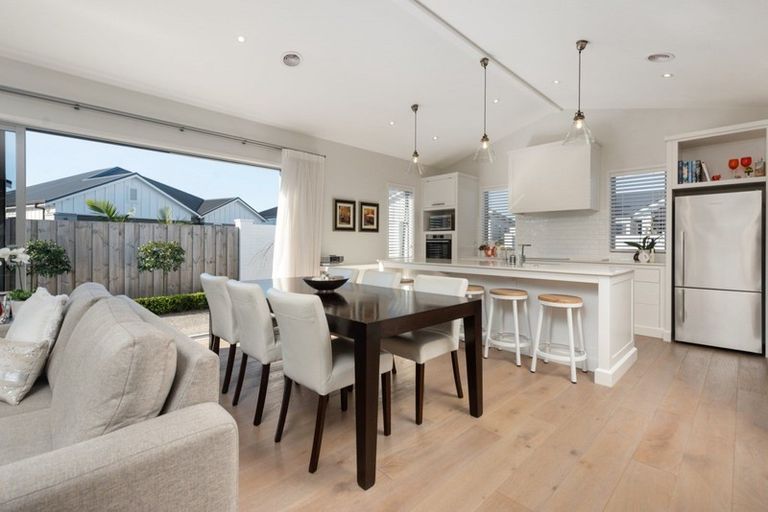 Photo of property in 1 Astelia Lane, Papamoa Beach, Papamoa, 3118