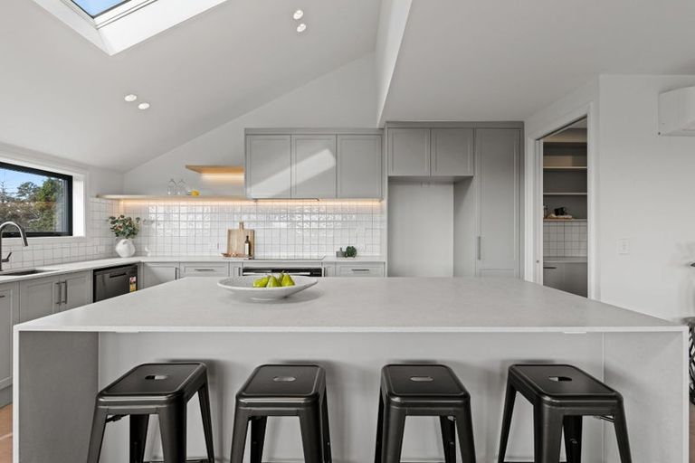 Photo of property in 24 Nehru Place, Cashmere, Christchurch, 8022