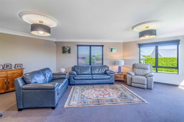 Photo of property in 712 Queens Drive, Waikiwi, Invercargill, 9810