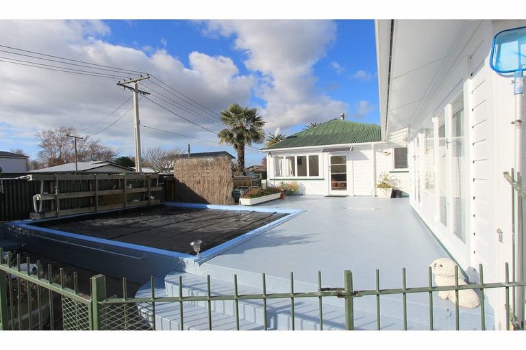 Photo of property in 1 Whitney Street, Blenheim, 7201