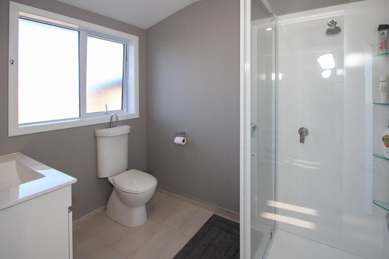 Photo of property in 2 Arthur Street, Holmes Hill, Oamaru, 9401