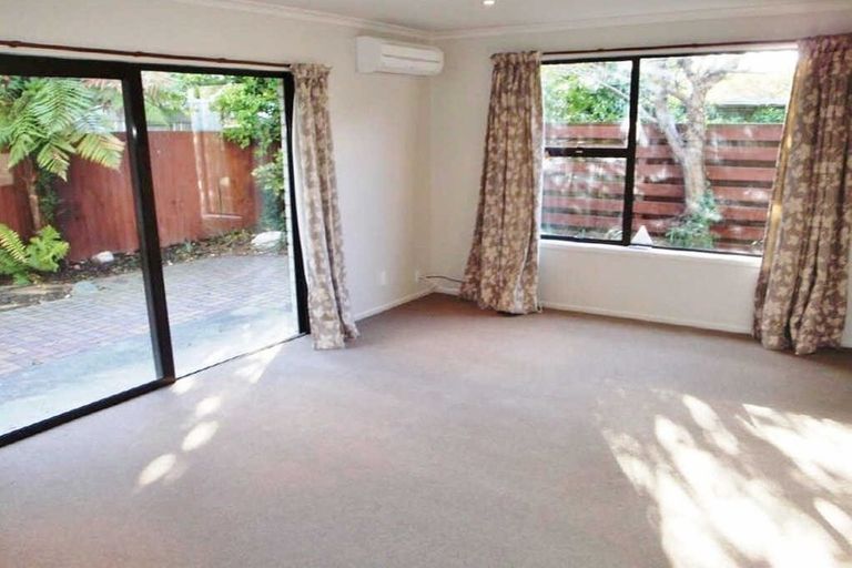 Photo of property in 2/28a Strowan Road, Strowan, Christchurch, 8052