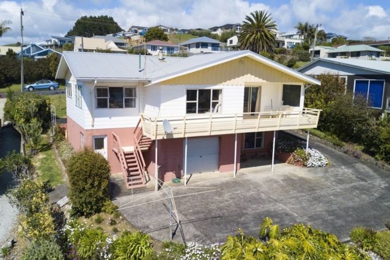 Photo of property in 24 Berghan Road, Coopers Beach, 0420