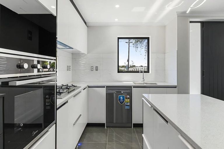 Photo of property in 36 Christmas Road, Manurewa, Auckland, 2102