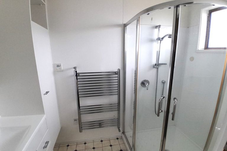 Photo of property in 397 Arapaepae Road South, Levin, 5571