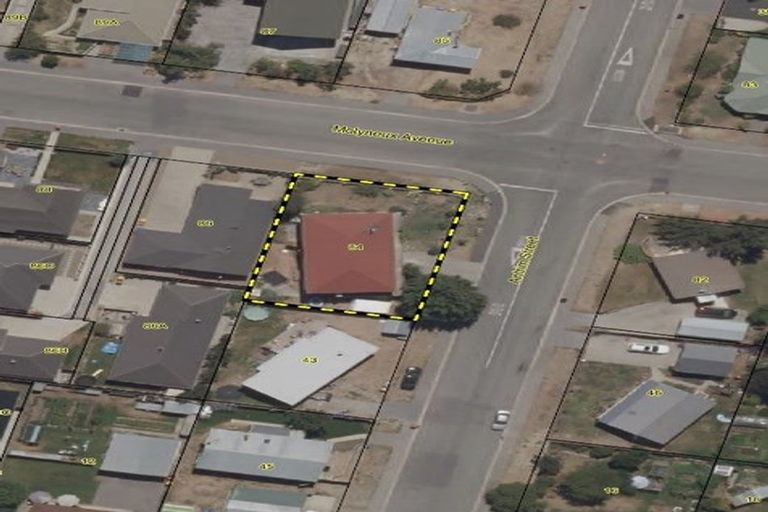 Photo of property in 84 Molyneux Avenue, Cromwell, 9310