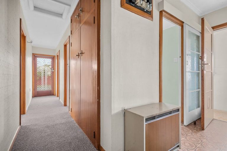 Photo of property in 25 Victoria Street, Carterton, 5713