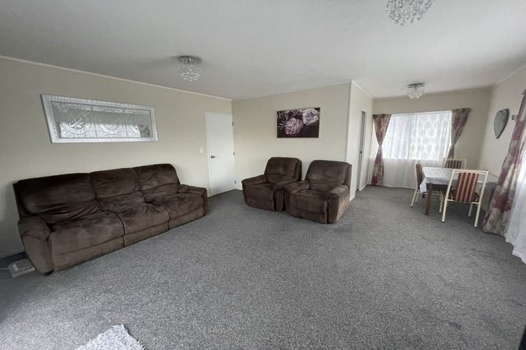 Photo of property in 1 Strand Crescent, Naenae, Lower Hutt, 5011