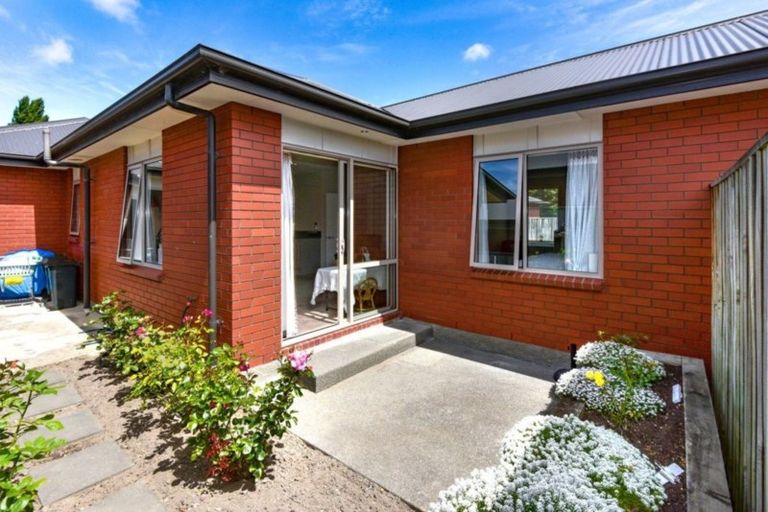 Photo of property in 44 Streamside Court, Woolston, Christchurch, 8062