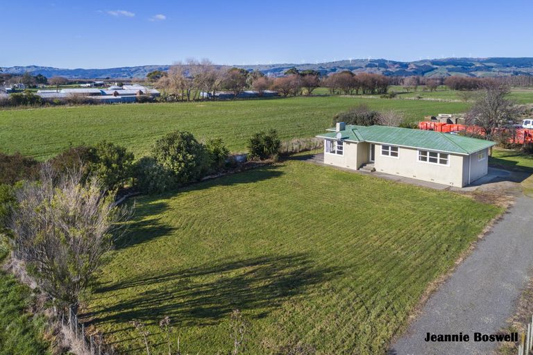 Photo of property in 582-588 Napier Road, Whakarongo, Palmerston North, 4470