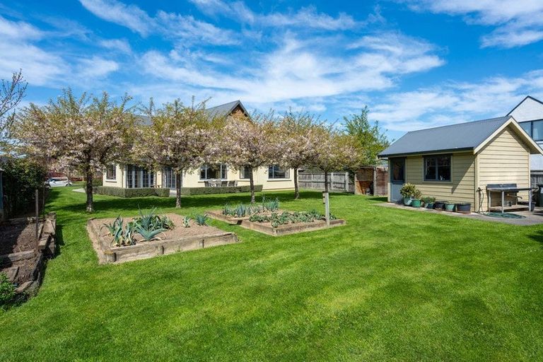 Photo of property in 6 Mallard Place, Mosgiel, 9024