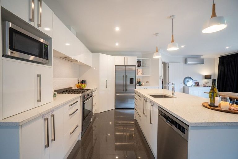 Photo of property in 113 James Line, Kelvin Grove, Palmerston North, 4414