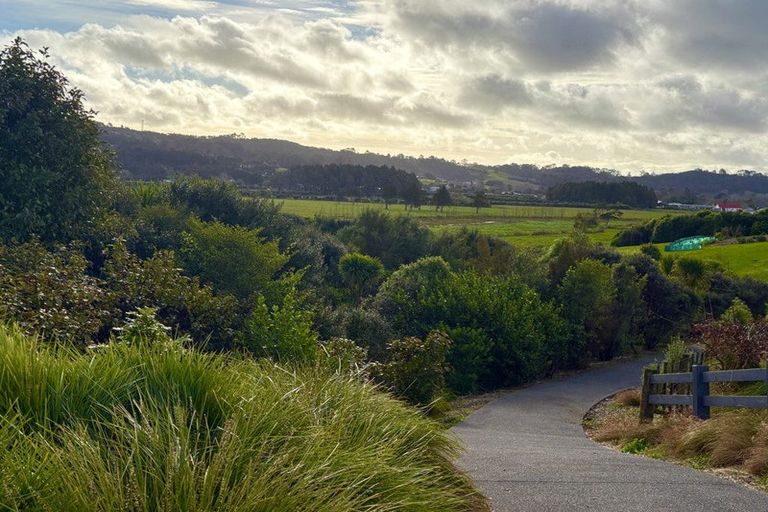 Photo of property in 25 Awatiro Drive, Kaukapakapa, 0871