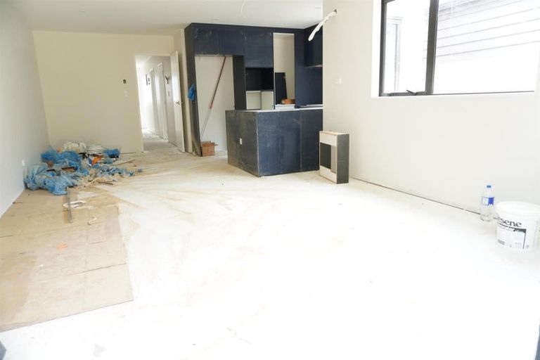 Photo of property in 15 Combat Street, Papakura, 2110