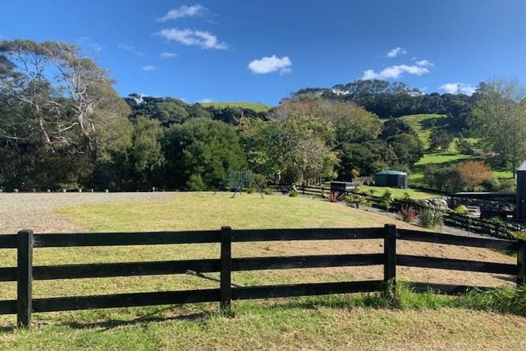 Photo of property in 59 Old Waipu Road, Mangawhai, 0505