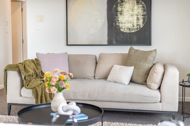 Photo of property in 10a Gaff Place, Whitby, Porirua, 5024