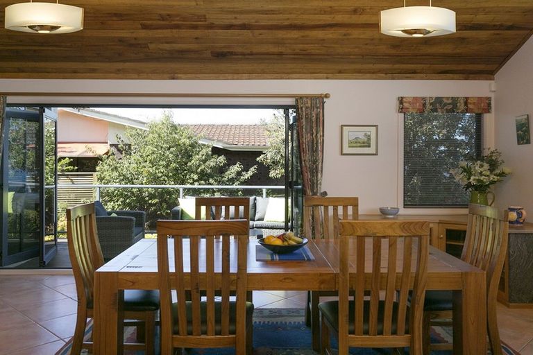 Photo of property in 1/50 Wakeman Road, Acacia Bay, Taupo, 3330