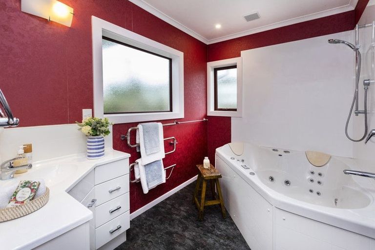 Photo of property in 264 Waimairi Road, Ilam, Christchurch, 8041