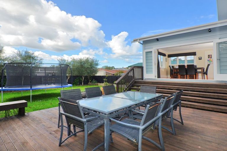 Photo of property in 3 Bernard Street, Avenues, Whangarei, 0110