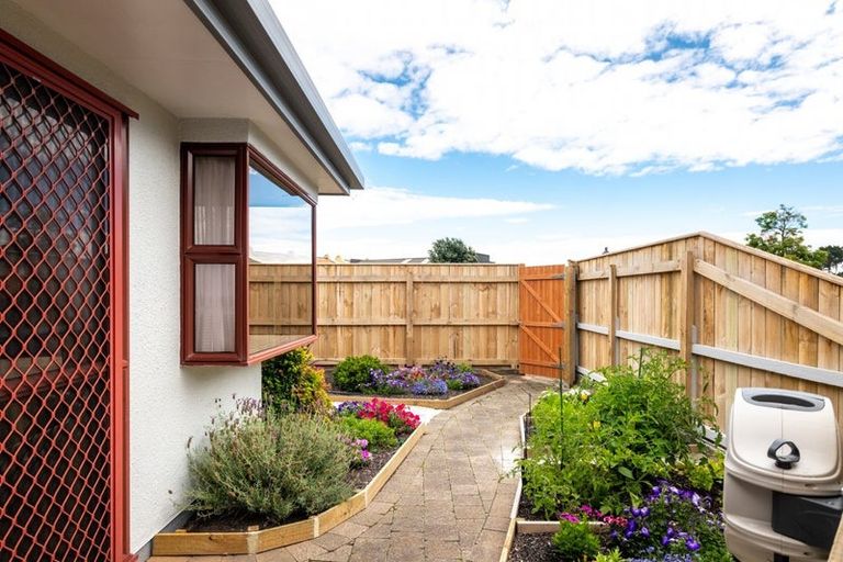 Photo of property in 43 Tahunanui Drive, Tahunanui, Nelson, 7011